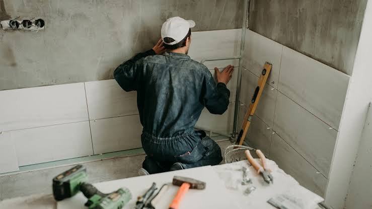 Bathroom Renovation Mistakes First-Timers Should Avoid